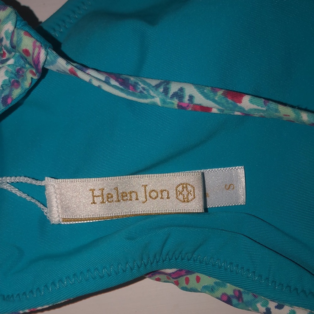 Reversible Swimsuit Top - Picture 3 of 5